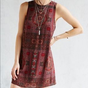 (Worn Once) URBAN OUTFITTERS Guinevere Open Back